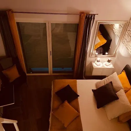 Santoni 2 Bed & Breakfast *