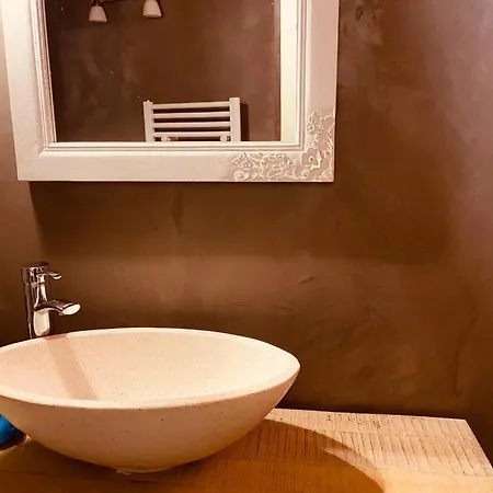 فندق مبيت وإفطار Santoni 2 *