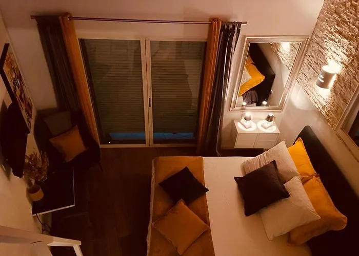 Santoni 2 לינה וארוחת בוקר *